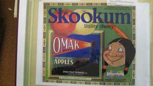 Skookum Omak Globe Fancy Fruit Crate Label