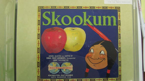 Skookum Early Omak Fruit Fruit Crate Label