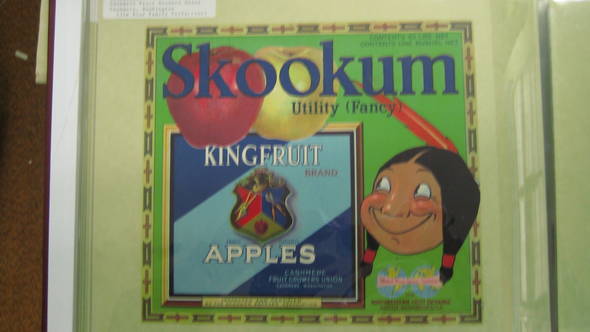 Skookum Kingfruit Fruit Crate Label