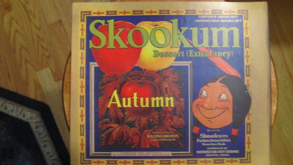Skookum Autumn XF Fruit Crate Label
